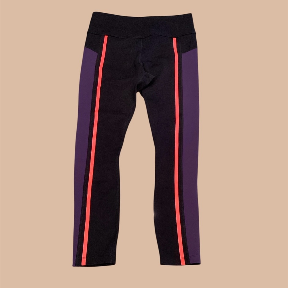 Avia Black, Purple and Orange Leggings, size Medium 8-10 💜